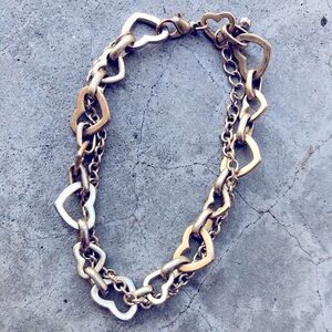 Chic Heart Link Bracelet in Gold